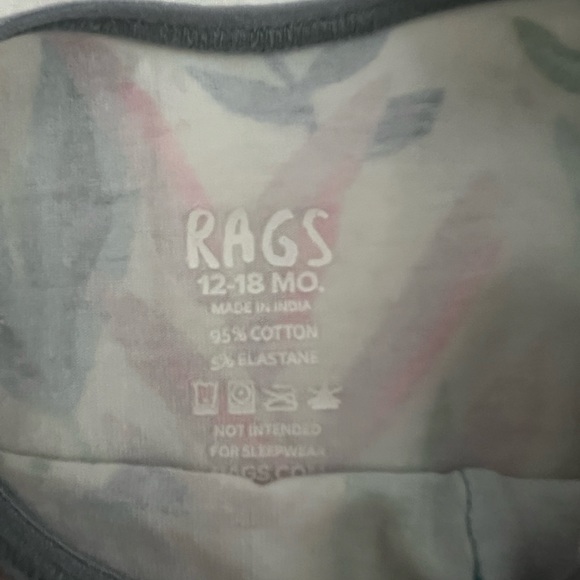 Rags to Raches floral romper - Picture 3 of 3